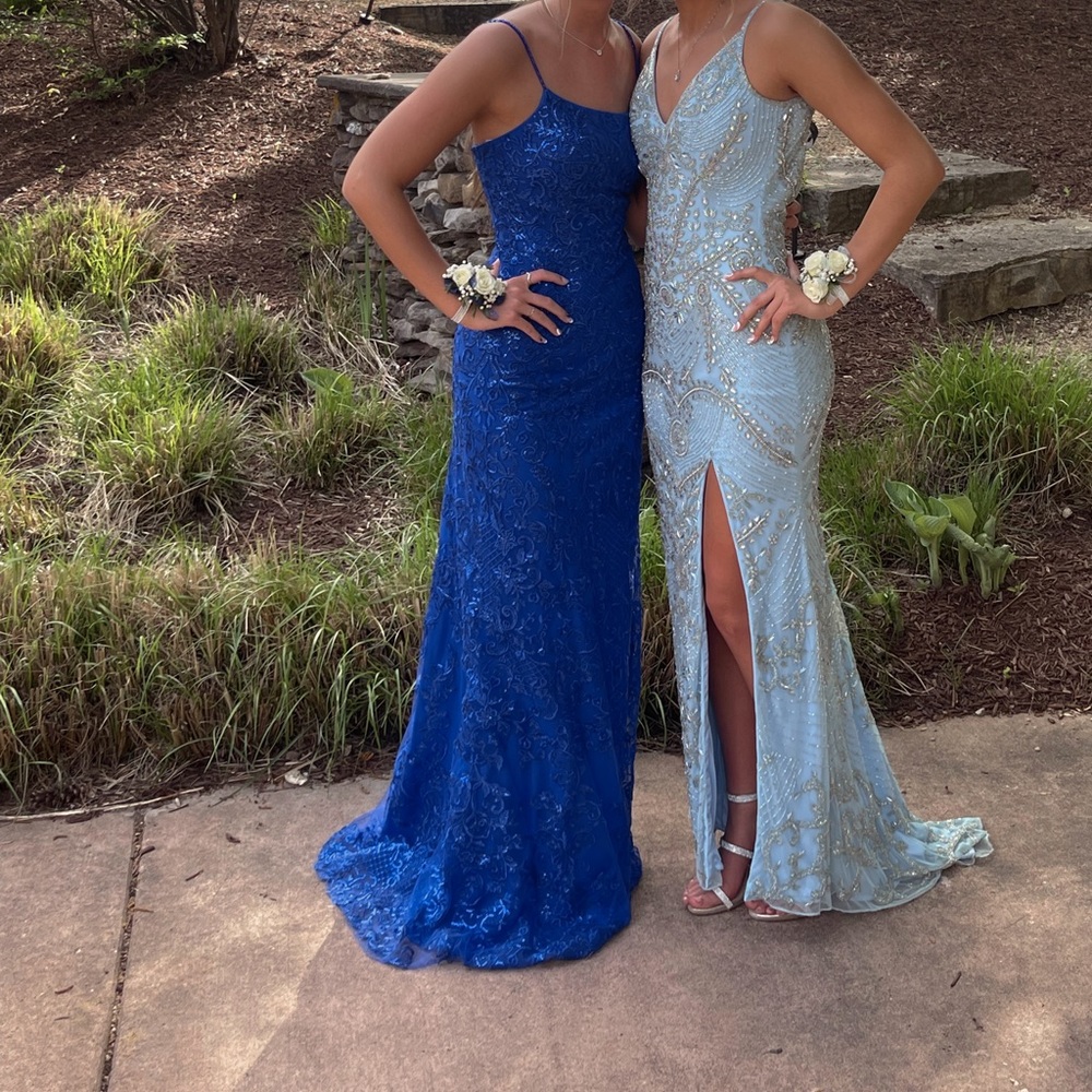 Selling my Prom Dress